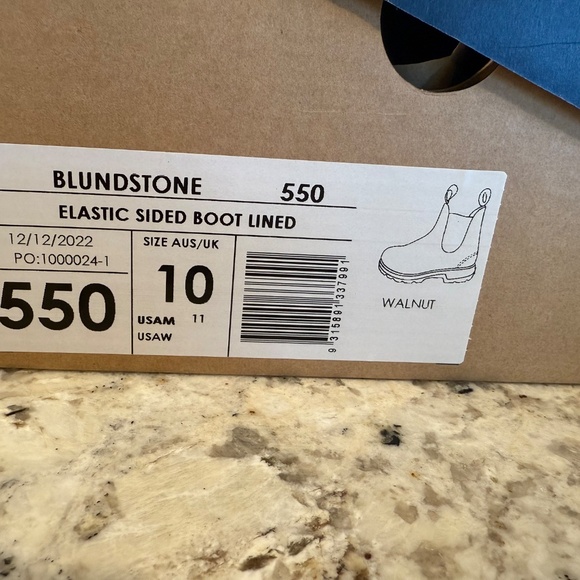 Blundstone Chocolate Brown Chelsea Boots - Picture 6 of 7